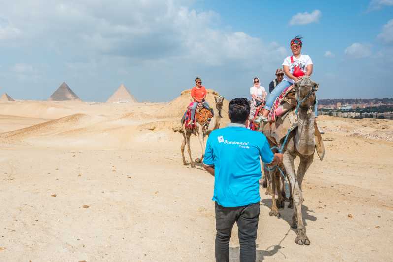 Kahire: Piramitler Çevresinde Quad & Camel Ride Combo Turu